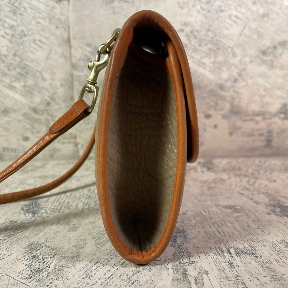 Vintage Dooney & Bourke All Weather Leather Cavalry Pochette R77